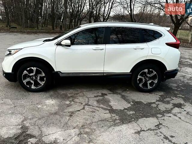 Белый Хонда СРВ, объемом двигателя 1.5 л и пробегом 101 тыс. км за 18300 $, фото 7 на Automoto.ua