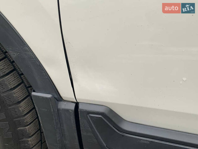 Хонда СРВ 2017 в Днепре (Днепропетровске) на Automoto.ua Белый Хонда СРВ, объемом двигателя 2.36 л и пробегом 64 тыс. км за 19500 $, фото 17 на Automoto.ua