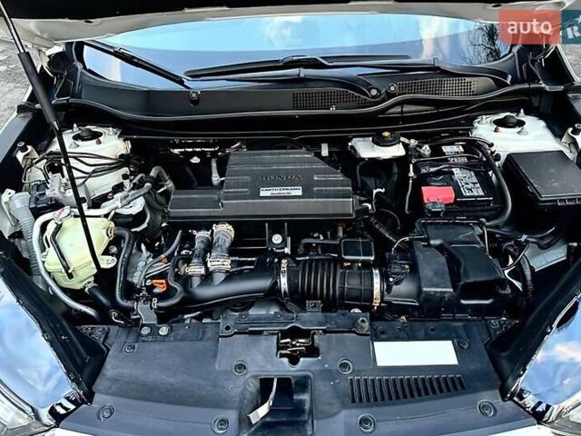 Белый Хонда СРВ, объемом двигателя 1.5 л и пробегом 101 тыс. км за 18300 $, фото 35 на Automoto.ua