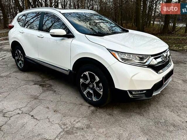 Белый Хонда СРВ, объемом двигателя 1.5 л и пробегом 101 тыс. км за 18300 $, фото 2 на Automoto.ua