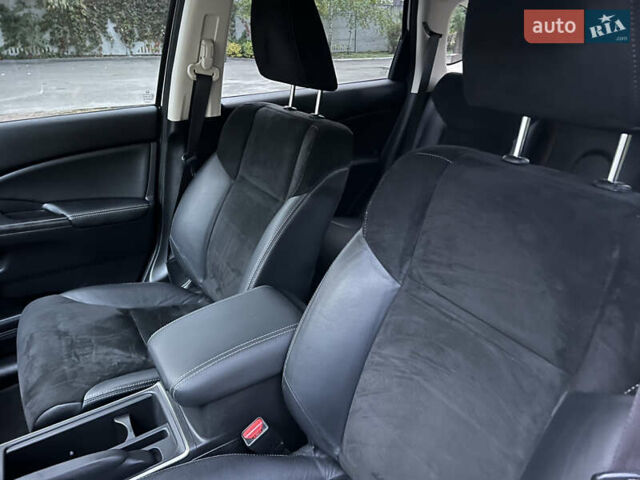 Белый Хонда СРВ, объемом двигателя 1.6 л и пробегом 151 тыс. км за 19850 $, фото 44 на Automoto.ua