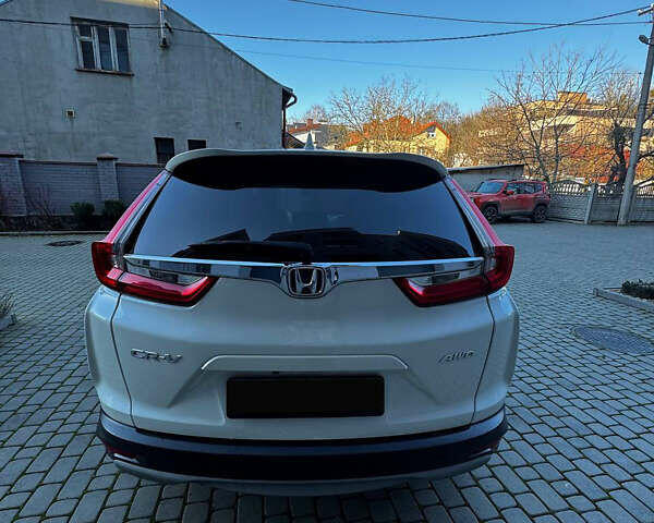 Белый Хонда СРВ, объемом двигателя 1.5 л и пробегом 177 тыс. км за 18500 $, фото 8 на Automoto.ua