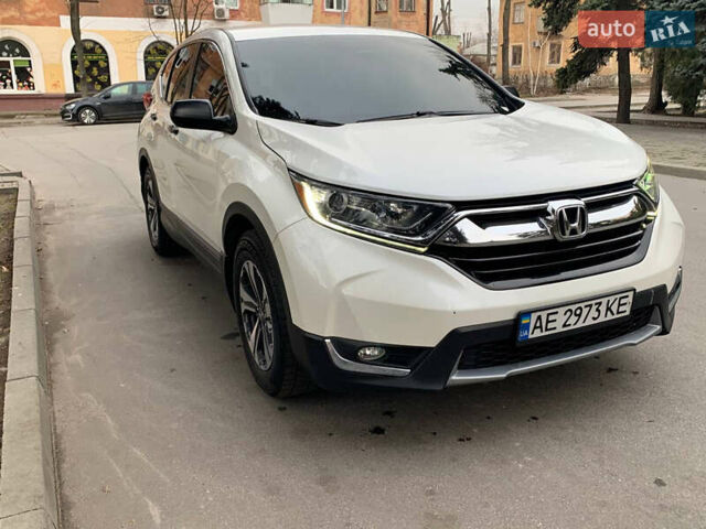 Хонда СРВ 2017 в Днепре (Днепропетровске) на Automoto.ua Белый Хонда СРВ, объемом двигателя 2.36 л и пробегом 64 тыс. км за 19500 $, фото 2 на Automoto.ua