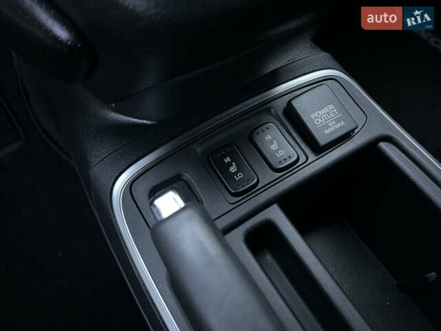 Белый Хонда СРВ, объемом двигателя 1.6 л и пробегом 151 тыс. км за 19850 $, фото 57 на Automoto.ua