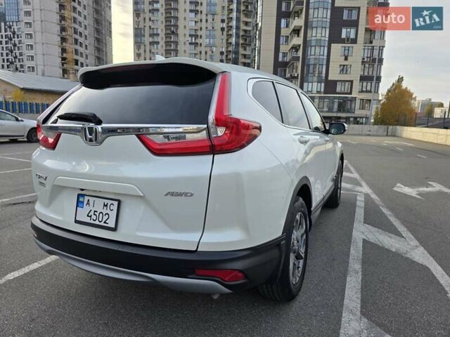 Белый Хонда СРВ, объемом двигателя 1.5 л и пробегом 115 тыс. км за 19500 $, фото 8 на Automoto.ua