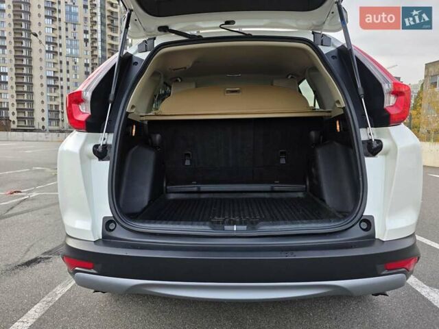 Белый Хонда СРВ, объемом двигателя 1.5 л и пробегом 115 тыс. км за 19500 $, фото 41 на Automoto.ua