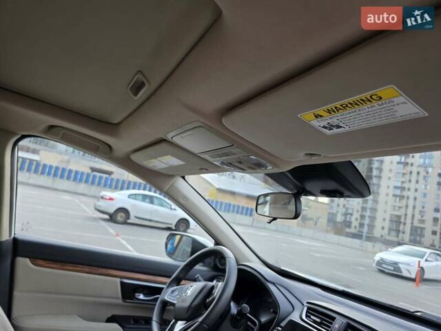 Белый Хонда СРВ, объемом двигателя 1.5 л и пробегом 115 тыс. км за 19500 $, фото 20 на Automoto.ua