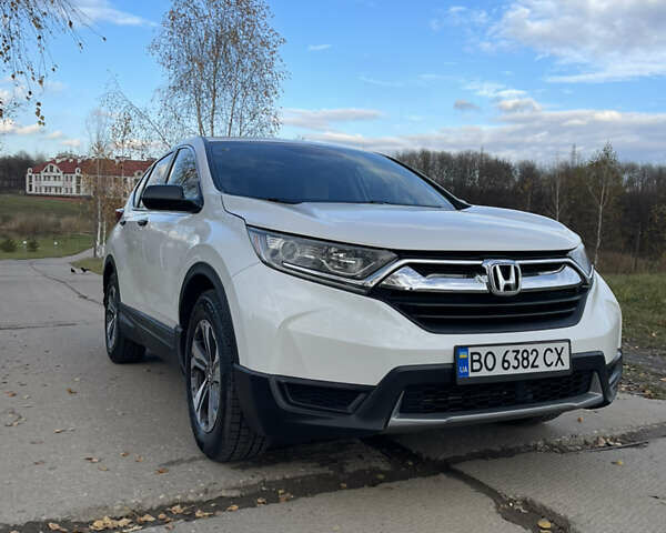 Белый Хонда СРВ, объемом двигателя 2.36 л и пробегом 70 тыс. км за 21500 $, фото 2 на Automoto.ua