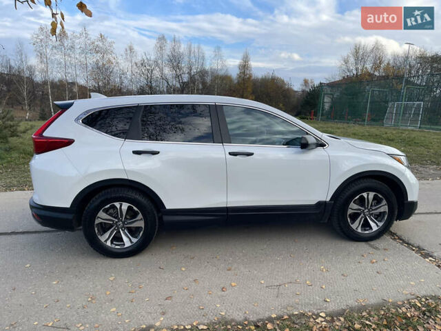 Белый Хонда СРВ, объемом двигателя 2.36 л и пробегом 70 тыс. км за 21500 $, фото 3 на Automoto.ua