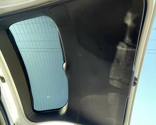 Белый Хонда СРВ, объемом двигателя 2.36 л и пробегом 70 тыс. км за 21500 $, фото 27 на Automoto.ua