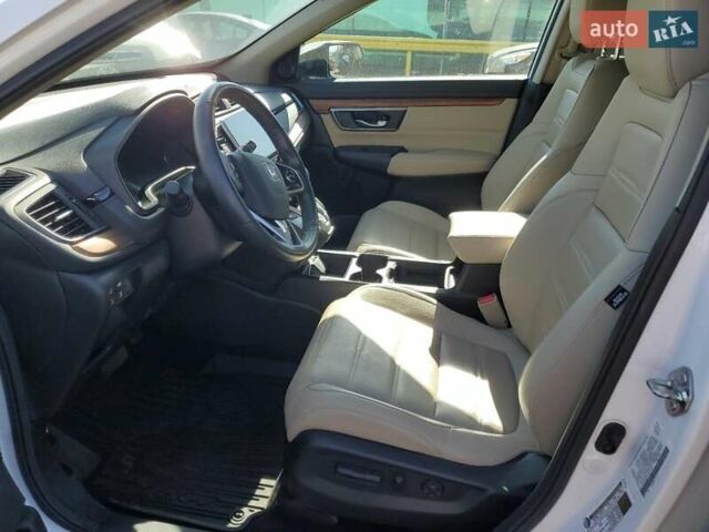 Белый Хонда СРВ, объемом двигателя 1.5 л и пробегом 45 тыс. км за 6000 $, фото 6 на Automoto.ua