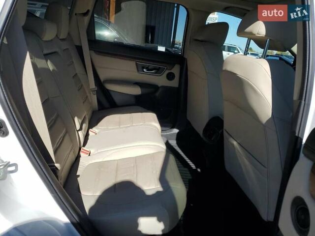 Белый Хонда СРВ, объемом двигателя 1.5 л и пробегом 45 тыс. км за 6000 $, фото 10 на Automoto.ua