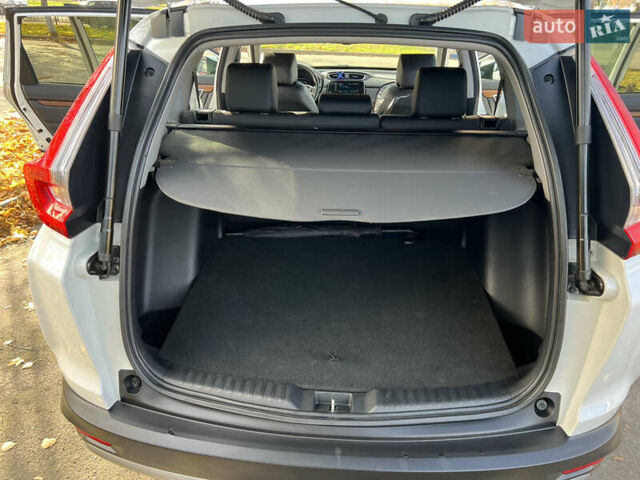 Белый Хонда СРВ, объемом двигателя 1.5 л и пробегом 148 тыс. км за 19850 $, фото 14 на Automoto.ua