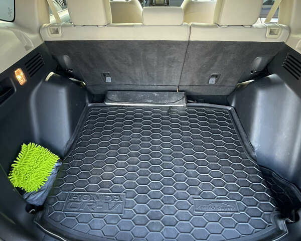 Белый Хонда СРВ, объемом двигателя 2.36 л и пробегом 70 тыс. км за 21500 $, фото 21 на Automoto.ua