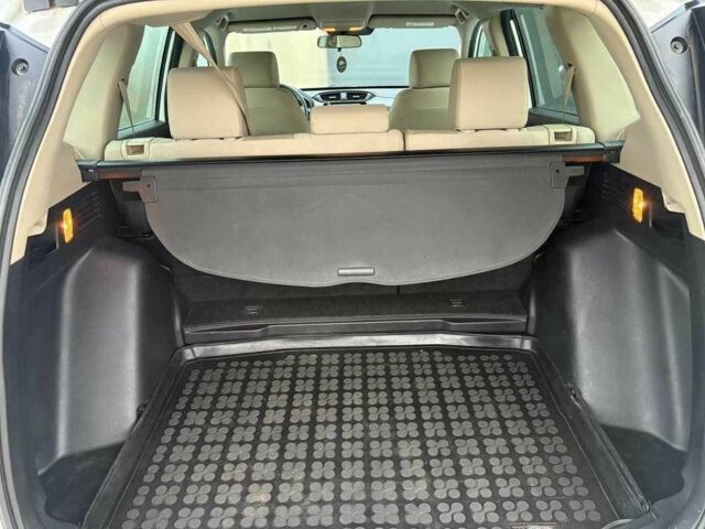 Білий Хонда СРВ, об'ємом двигуна 0 л та пробігом 49 тис. км за 16800 $, фото 12 на Automoto.ua