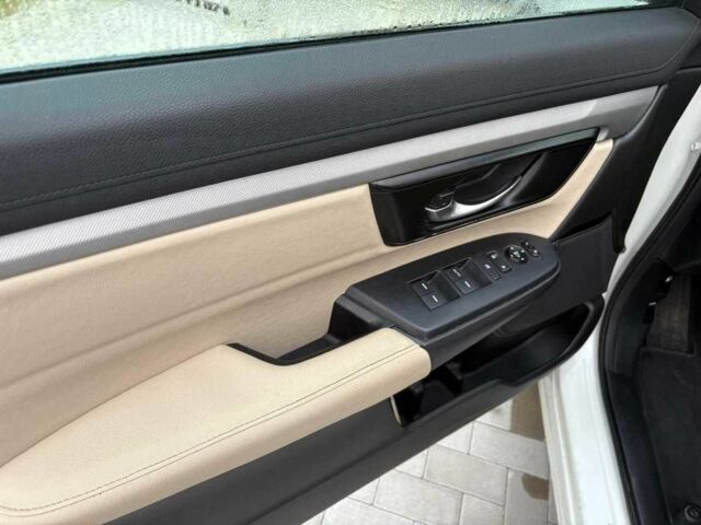 Белый Хонда СРВ, объемом двигателя 0 л и пробегом 89 тыс. км за 14900 $, фото 11 на Automoto.ua