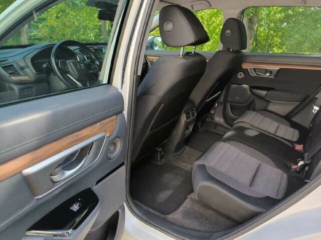 Хонда СРВ 2019 в Киеве на Automoto.ua Белый Хонда СРВ, объемом двигателя 0 л и пробегом 96 тыс. км за 16800 $, фото 14 на Automoto.ua