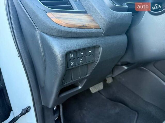 Белый Хонда СРВ, объемом двигателя 1.99 л и пробегом 79 тыс. км за 24990 $, фото 15 на Automoto.ua