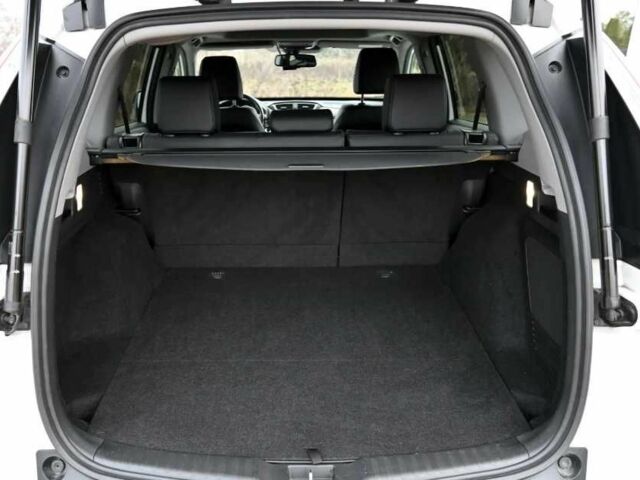 Білий Хонда СРВ, об'ємом двигуна 2 л та пробігом 65 тис. км за 20300 $, фото 13 на Automoto.ua