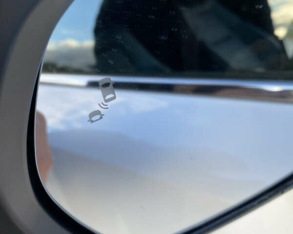 Хонда СРВ 2021 в Днепре (Днепропетровске) на Automoto.ua Белый Хонда СРВ, объемом двигателя 1.99 л и пробегом 139 тыс. км за 28500 $, фото 11 на Automoto.ua