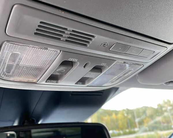 Хонда СРВ 2021 в Днепре (Днепропетровске) на Automoto.ua Белый Хонда СРВ, объемом двигателя 1.99 л и пробегом 139 тыс. км за 28500 $, фото 15 на Automoto.ua