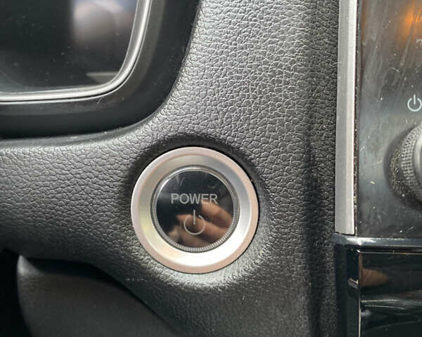 Хонда СРВ 2021 в Днепре (Днепропетровске) на Automoto.ua Белый Хонда СРВ, объемом двигателя 1.99 л и пробегом 139 тыс. км за 28500 $, фото 5 на Automoto.ua