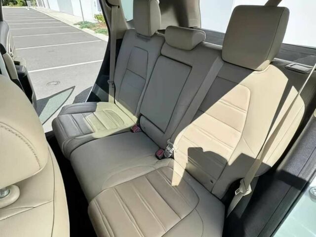 Белый Хонда СРВ, объемом двигателя 2 л и пробегом 17 тыс. км за 9900 $, фото 10 на Automoto.ua