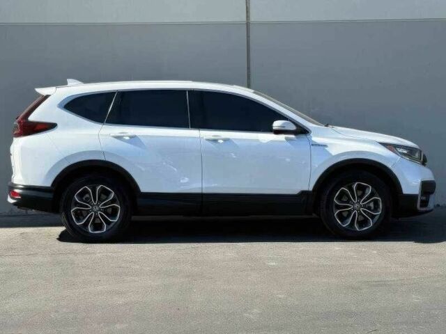 Белый Хонда СРВ, объемом двигателя 2 л и пробегом 56 тыс. км за 10000 $, фото 3 на Automoto.ua