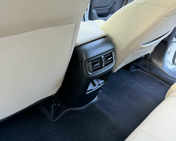 Белый Хонда СРВ, объемом двигателя 1.99 л и пробегом 49 тыс. км за 31000 $, фото 38 на Automoto.ua