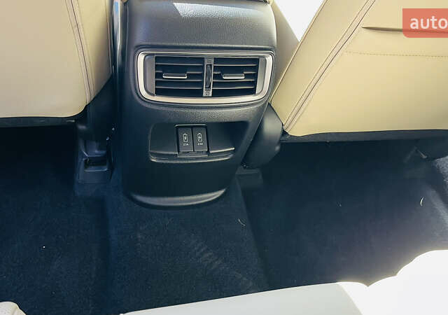 Білий Хонда СРВ, об'ємом двигуна 1.99 л та пробігом 6 тис. км за 33000 $, фото 19 на Automoto.ua