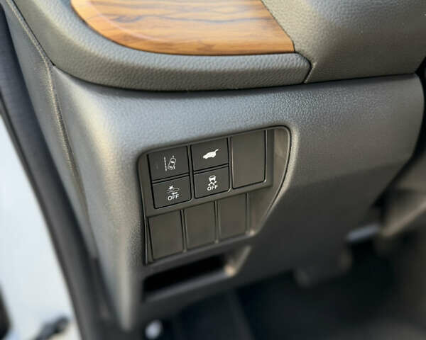 Белый Хонда СРВ, объемом двигателя 1.99 л и пробегом 49 тыс. км за 31000 $, фото 19 на Automoto.ua