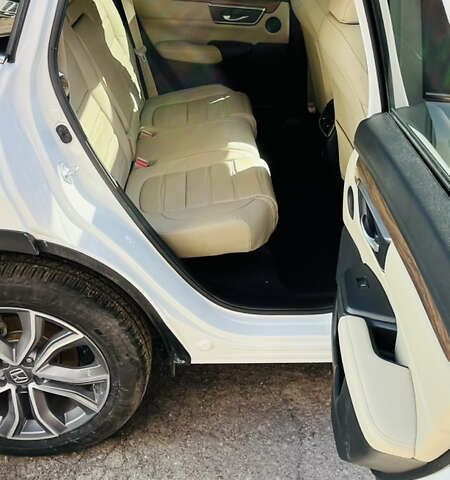 Белый Хонда СРВ, объемом двигателя 1.99 л и пробегом 6 тыс. км за 28500 $, фото 10 на Automoto.ua