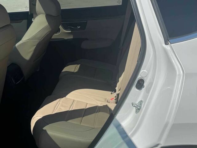 Білий Хонда СРВ, об'ємом двигуна 2 л та пробігом 15 тис. км за 26200 $, фото 10 на Automoto.ua