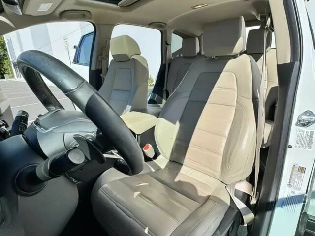 Белый Хонда СРВ, объемом двигателя 2 л и пробегом 17 тыс. км за 9900 $, фото 7 на Automoto.ua