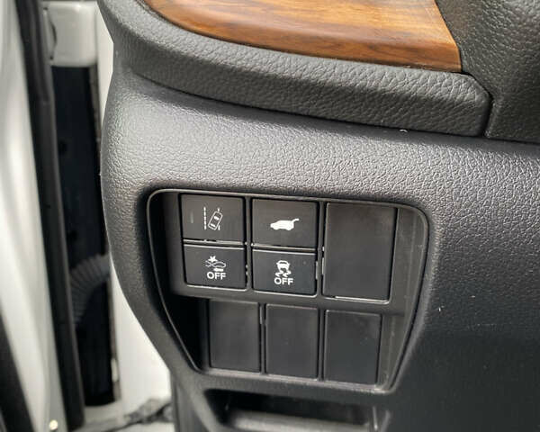 Хонда СРВ 2021 в Днепре (Днепропетровске) на Automoto.ua Белый Хонда СРВ, объемом двигателя 1.99 л и пробегом 139 тыс. км за 28500 $, фото 1 на Automoto.ua