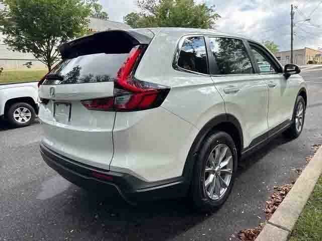 Белый Хонда СРВ, объемом двигателя 1.5 л и пробегом 18 тыс. км за 14500 $, фото 4 на Automoto.ua