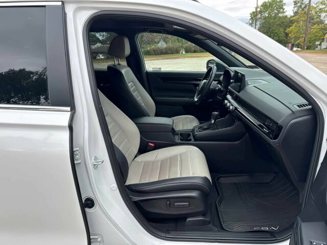 Хонда СРВ 2023 в Одессе на Automoto.ua Белый Хонда СРВ, объемом двигателя 2 л и пробегом 17 тыс. км за 19450 $, фото 11 на Automoto.ua