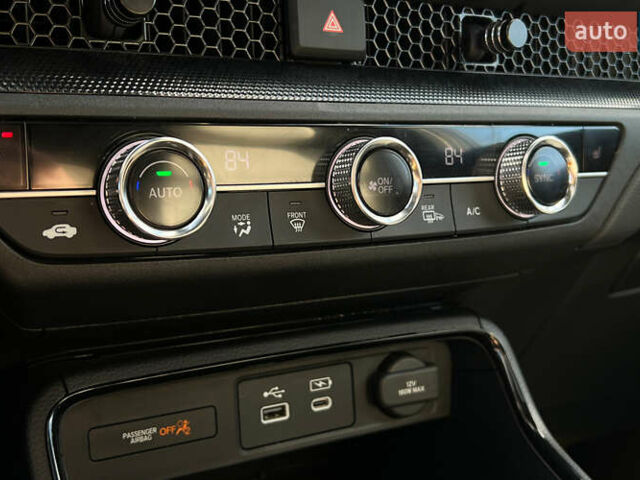 Белый Хонда СРВ, объемом двигателя 1.99 л и пробегом 7 тыс. км за 31750 $, фото 18 на Automoto.ua