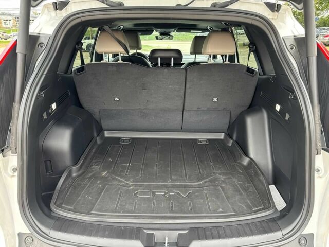 Хонда СРВ 2023 в Одессе на Automoto.ua Белый Хонда СРВ, объемом двигателя 2 л и пробегом 17 тыс. км за 19450 $, фото 14 на Automoto.ua