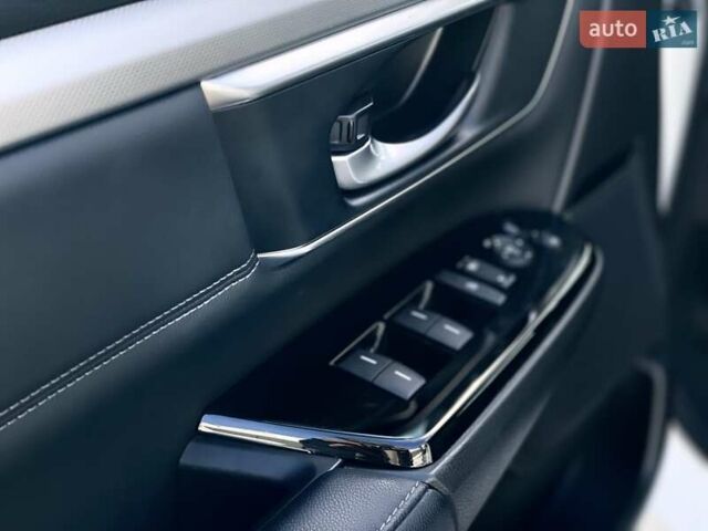 Белый Хонда СРВ, объемом двигателя 1.99 л и пробегом 49 тыс. км за 37336 $, фото 9 на Automoto.ua