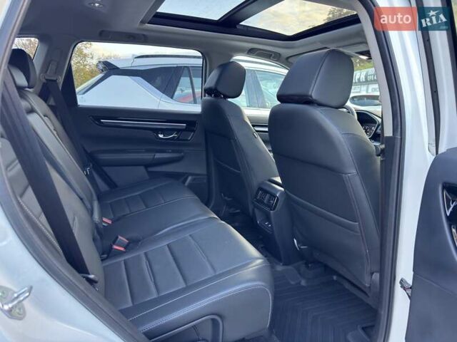 Хонда СРВ 2023 в Днепре (Днепропетровске) на Automoto.ua Белый Хонда СРВ, объемом двигателя 1.99 л и пробегом 33 тыс. км за 43700 $, фото 14 на Automoto.ua