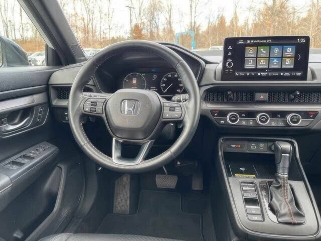 Білий Хонда СРВ, об'ємом двигуна 2 л та пробігом 14 тис. км за 11000 $, фото 6 на Automoto.ua