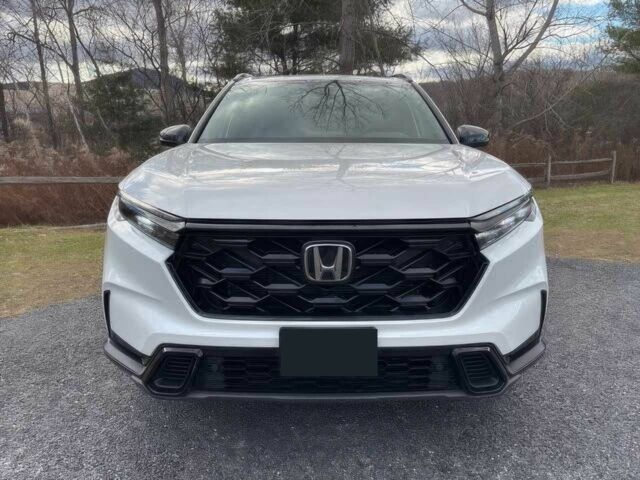 Білий Хонда СРВ, об'ємом двигуна 2 л та пробігом 14 тис. км за 11000 $, фото 1 на Automoto.ua