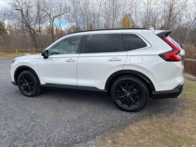 Білий Хонда СРВ, об'ємом двигуна 2 л та пробігом 14 тис. км за 11000 $, фото 3 на Automoto.ua