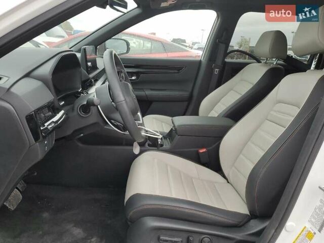 Білий Хонда СРВ, об'ємом двигуна 1.99 л та пробігом 11 тис. км за 18649 $, фото 6 на Automoto.ua