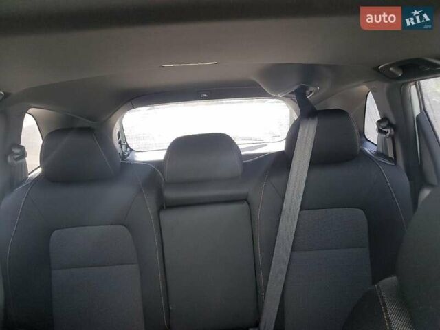 Білий Хонда СРВ, об'ємом двигуна 1.99 л та пробігом 10 тис. км за 9600 $, фото 9 на Automoto.ua