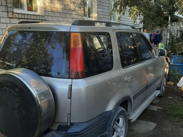 Бежевый Хонда СРВ, объемом двигателя 2 л и пробегом 240 тыс. км за 5800 $, фото 4 на Automoto.ua