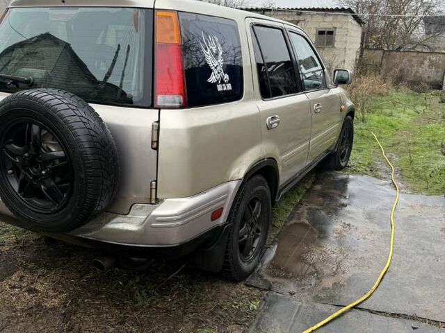 Бежевый Хонда СРВ, объемом двигателя 2 л и пробегом 265 тыс. км за 2950 $, фото 2 на Automoto.ua