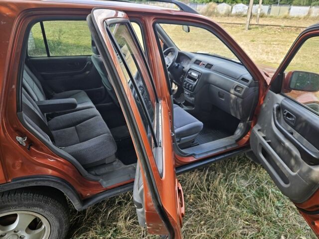 Бежевый Хонда СРВ, объемом двигателя 2 л и пробегом 400 тыс. км за 2200 $, фото 9 на Automoto.ua