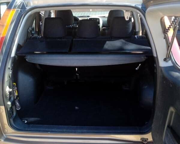 Бежевий Хонда СРВ, об'ємом двигуна 2 л та пробігом 260 тис. км за 7800 $, фото 4 на Automoto.ua